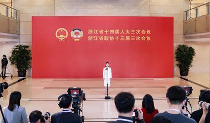 “代表通道”集中采訪